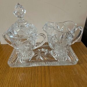 Pinwheel Crystal cream and sugar with tray